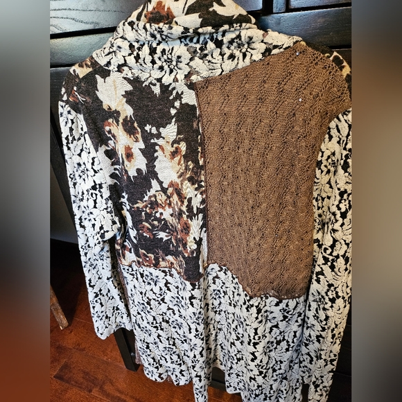 Cowl Neck long top - Picture 2 of 5